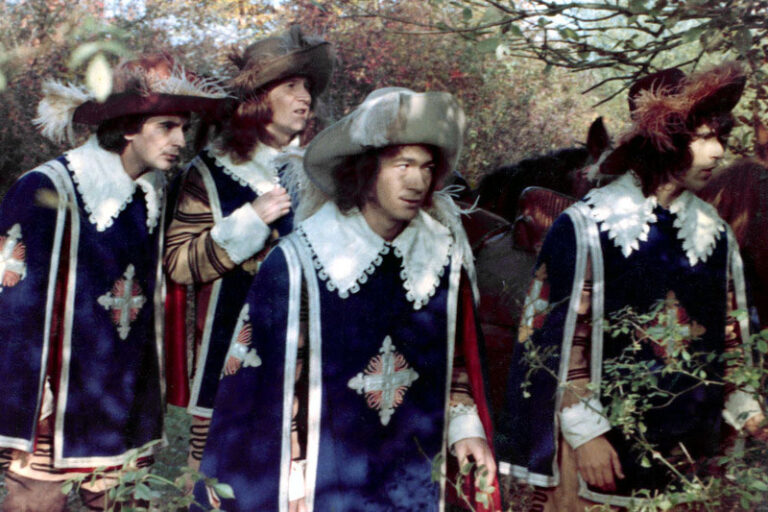 Les Quatre Charlots mousquetaires (1974)